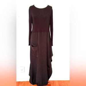 Leeloo Paris Dress, Elegant Black Long Sleeve Maxi Dress, size 2, loose fitting